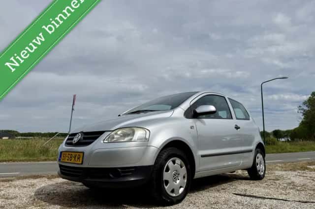 Volkswagen Fox (2005) thumbnail 1
