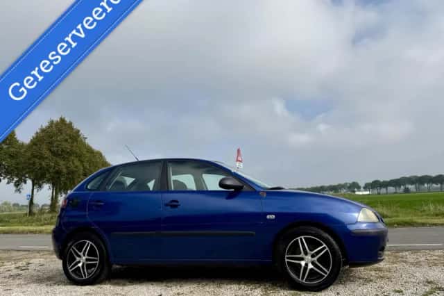 SEAT Ibiza (2004) thumbnail 5