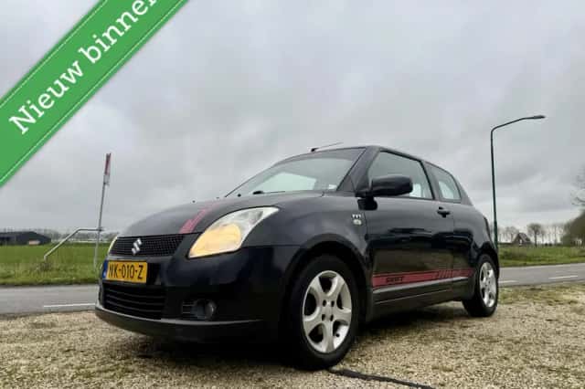 Suzuki Swift (2006) thumbnail 1
