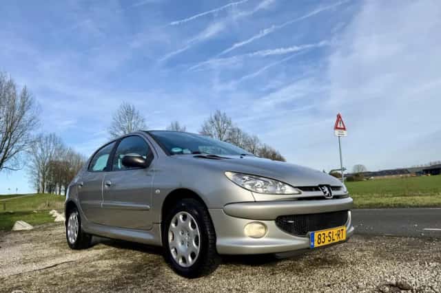Peugeot 206 (2006) thumbnail 4