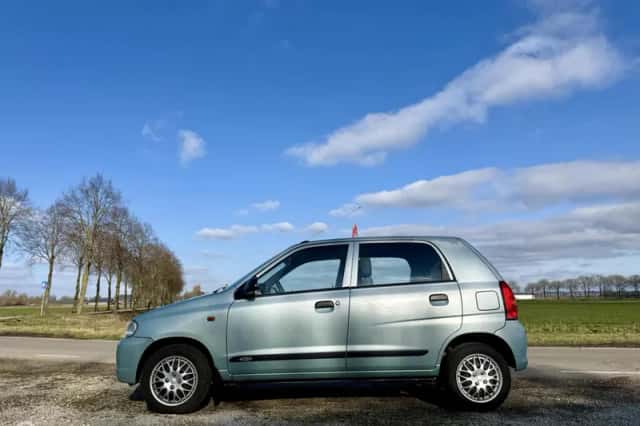 Suzuki Alto (2005) thumbnail 2