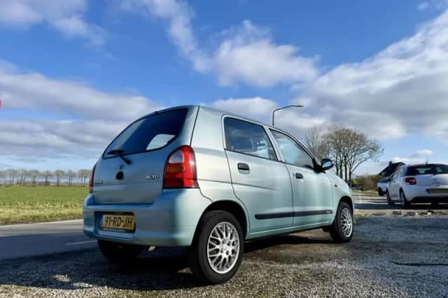 Suzuki Alto (2005) thumbnail 6