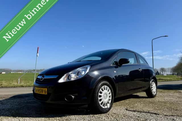 Opel Corsa (2009) thumbnail 1