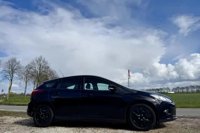 Ford Focus (2012) thumbnail 5