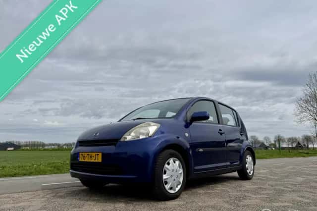 Daihatsu Sirion (2006) thumbnail 1