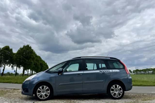 Citroën Grand C4 Picasso (2008) thumbnail 2