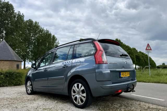 Citroën Grand C4 Picasso (2008) thumbnail 3
