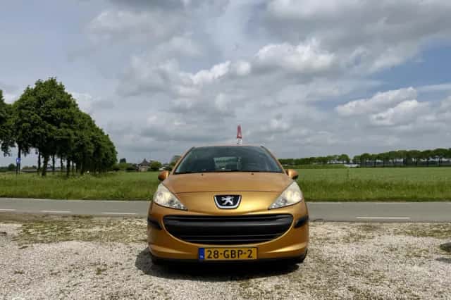 Peugeot 207 (2008) thumbnail 6