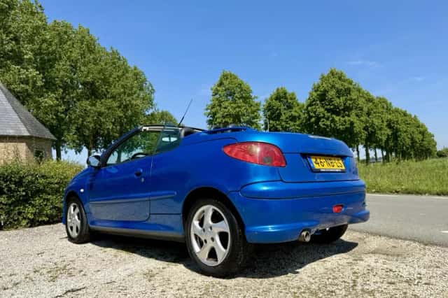 Peugeot 206 (2003) thumbnail 3
