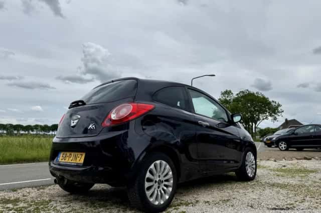 Ford Ka (2011) thumbnail 6