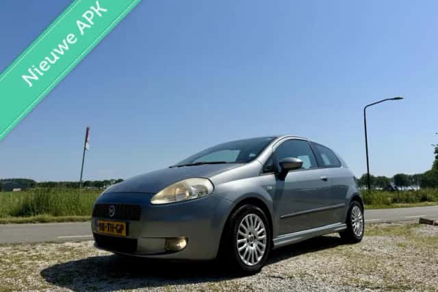Fiat Grande Punto (2006) thumbnail 1