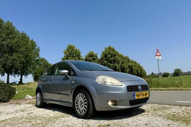 Fiat Grande Punto (2006) thumbnail 4