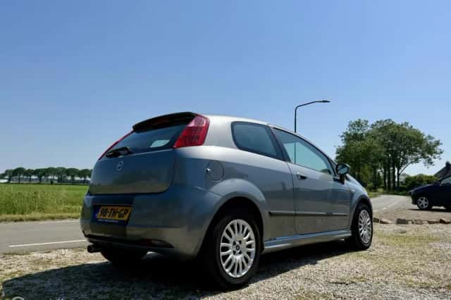 Fiat Grande Punto (2006) thumbnail 6
