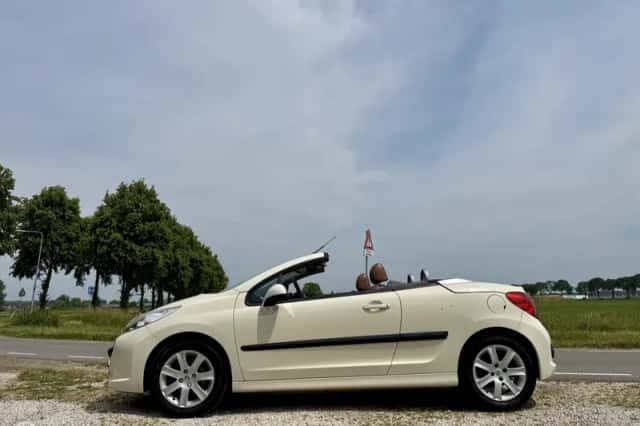 Peugeot 207 (2007) thumbnail 2