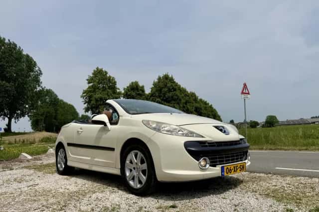 Peugeot 207 (2007) thumbnail 4