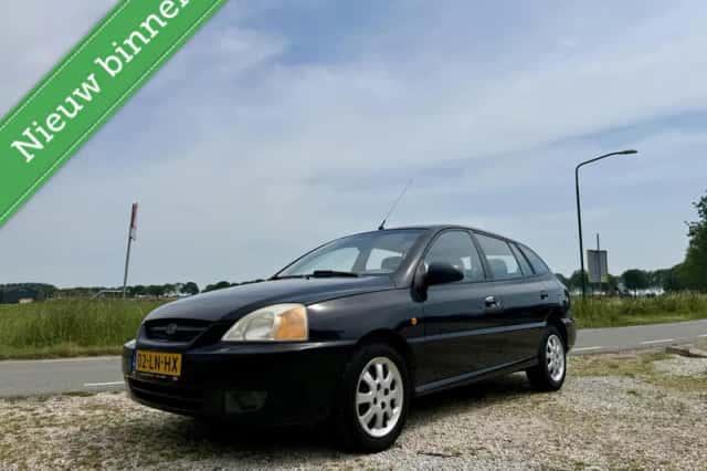Kia Rio (2003) thumbnail 1