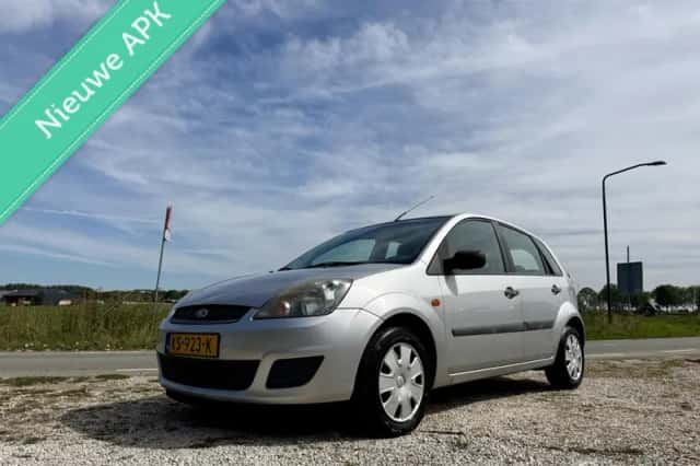 Ford Fiesta (2007) thumbnail 1