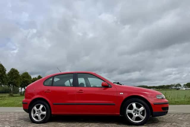 SEAT Leon (2003) thumbnail 5