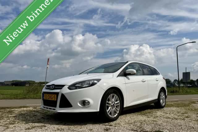 Ford Focus (2012) thumbnail 1