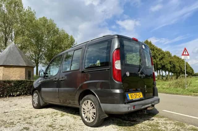 Fiat Doblò (2008) thumbnail 4