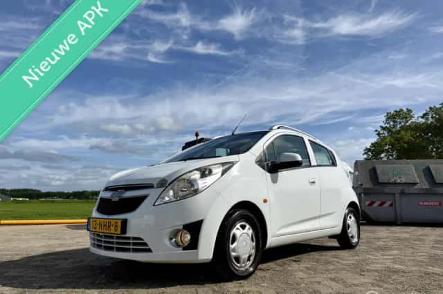 Chevrolet Spark (2010) thumbnail 1