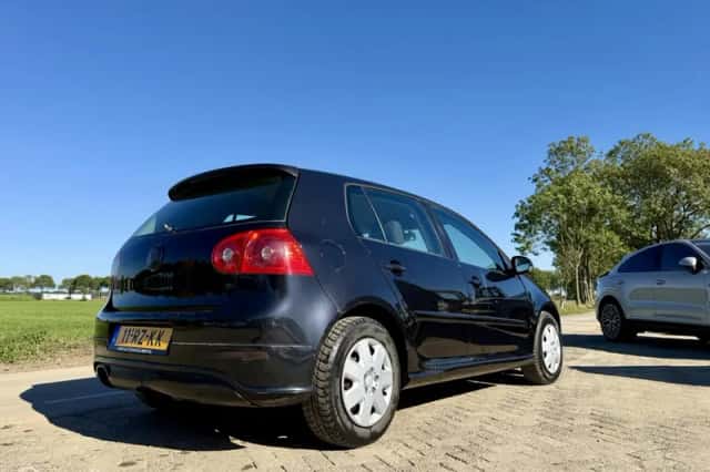 Volkswagen Golf (2005) thumbnail 6