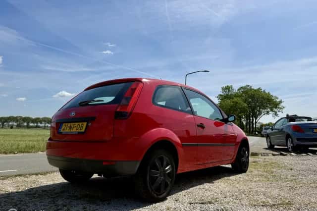 Ford Fiesta (2003) thumbnail 5