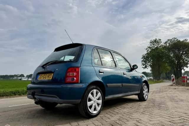 Nissan Micra (2000) thumbnail 6