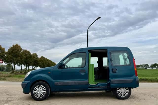 Renault Kangoo (2004) thumbnail 3