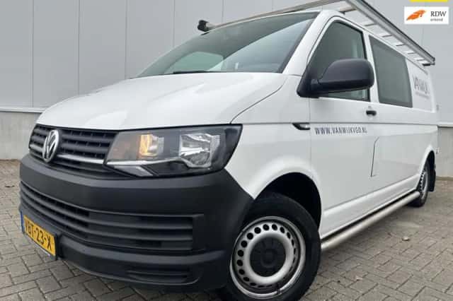 Volkswagen Transporter (2019) thumbnail 1