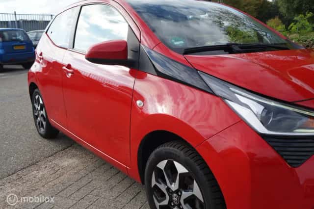 Toyota Aygo (2020) thumbnail 4