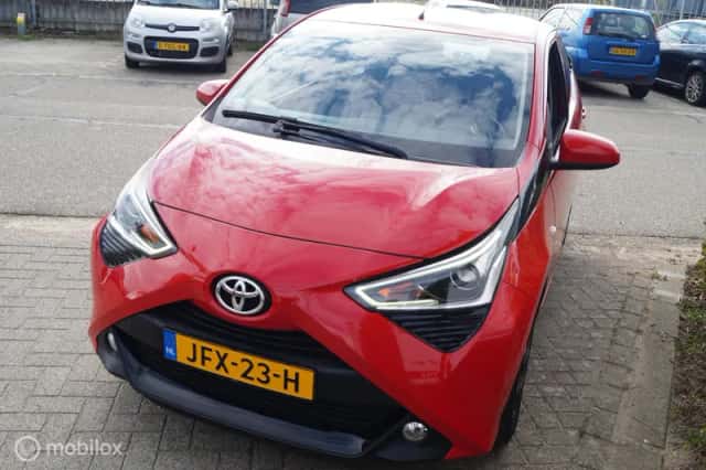 Toyota Aygo (2020) thumbnail 6