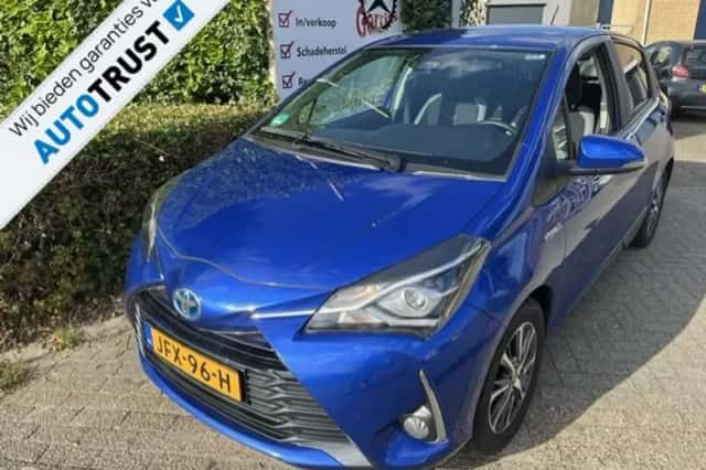 Toyota Yaris (2019) thumbnail 2