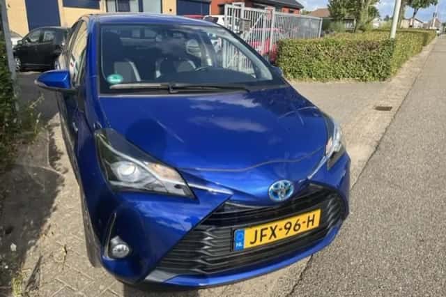Toyota Yaris (2019) thumbnail 3