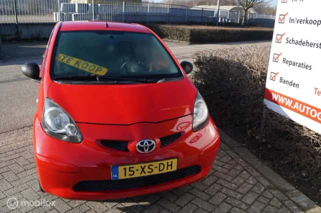 Toyota Aygo (2007) thumbnail 4