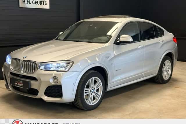 BMW X4 (2017) thumbnail 2