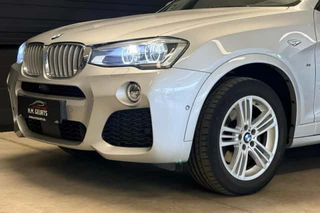 BMW X4 (2017) thumbnail 6