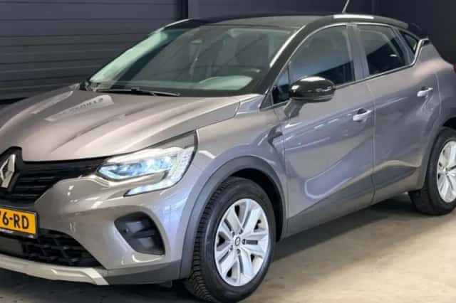 Renault Captur (2021) thumbnail 1