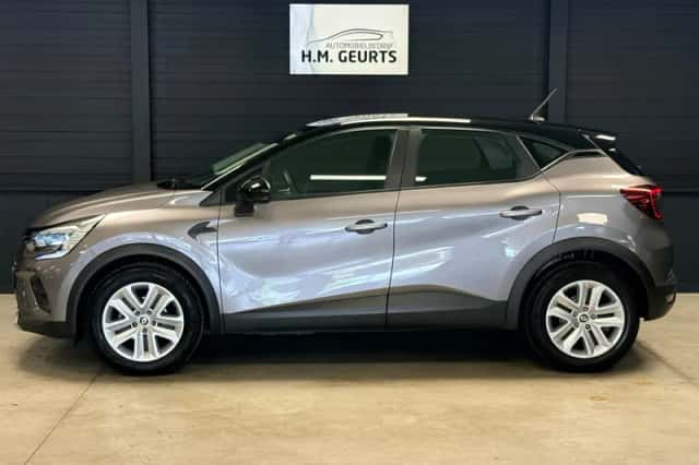 Renault Captur (2021) thumbnail 3