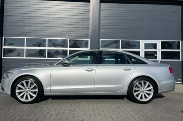 Audi A6 (2014) thumbnail 4