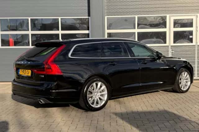 Volvo V90 (2018) thumbnail 5