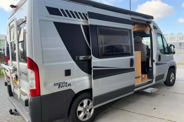Adria Twin (2007) thumbnail 5