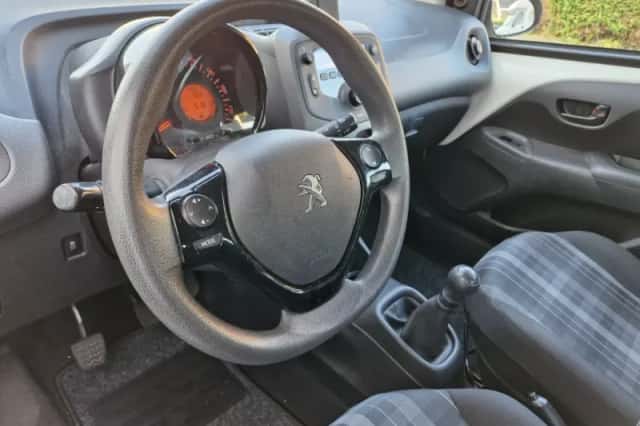 Peugeot 108 (2020) thumbnail 6