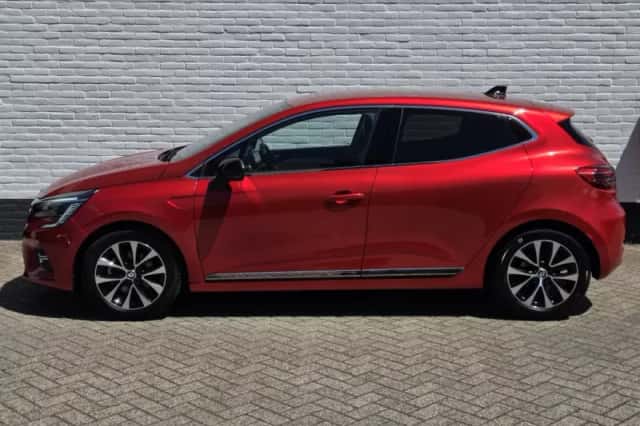 Renault Clio (2023) thumbnail 4