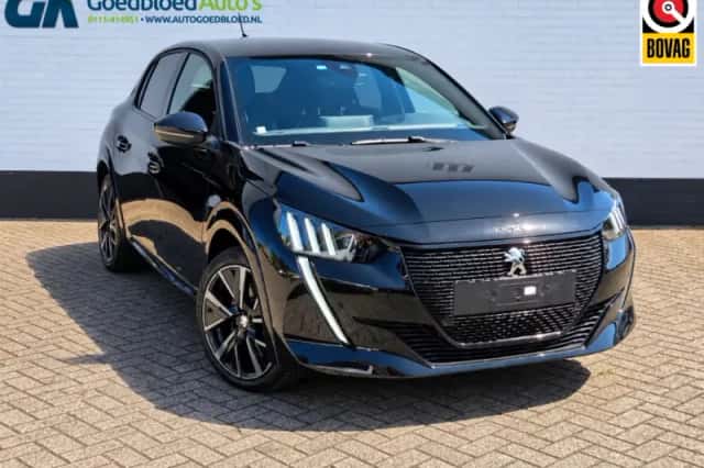 Peugeot e-208 (2023) thumbnail 1