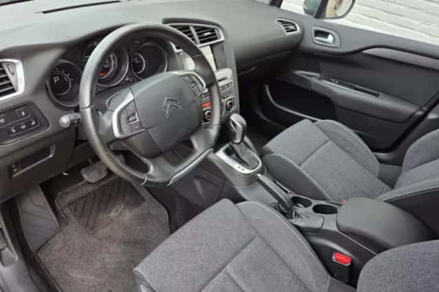 Citroën C4 (2016) thumbnail 6