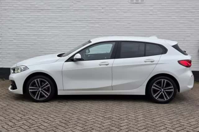 BMW 1-Serie (2022) thumbnail 4