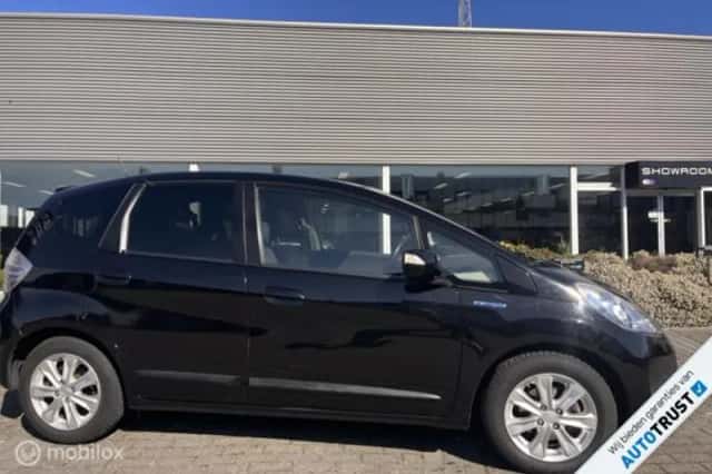 Honda Jazz (2015) thumbnail 3