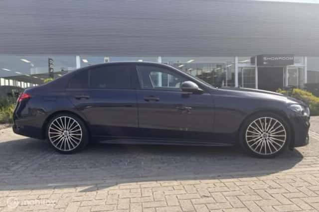 Mercedes-Benz C-Klasse (2021) thumbnail 2