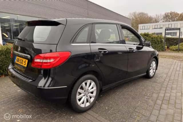 Mercedes-Benz B-Klasse (2012) thumbnail 4